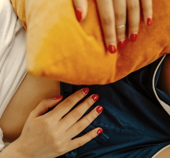 All about endometriosis, including symptoms, diagnosis and treatment. By reproductive health expert Victoria Alexander.