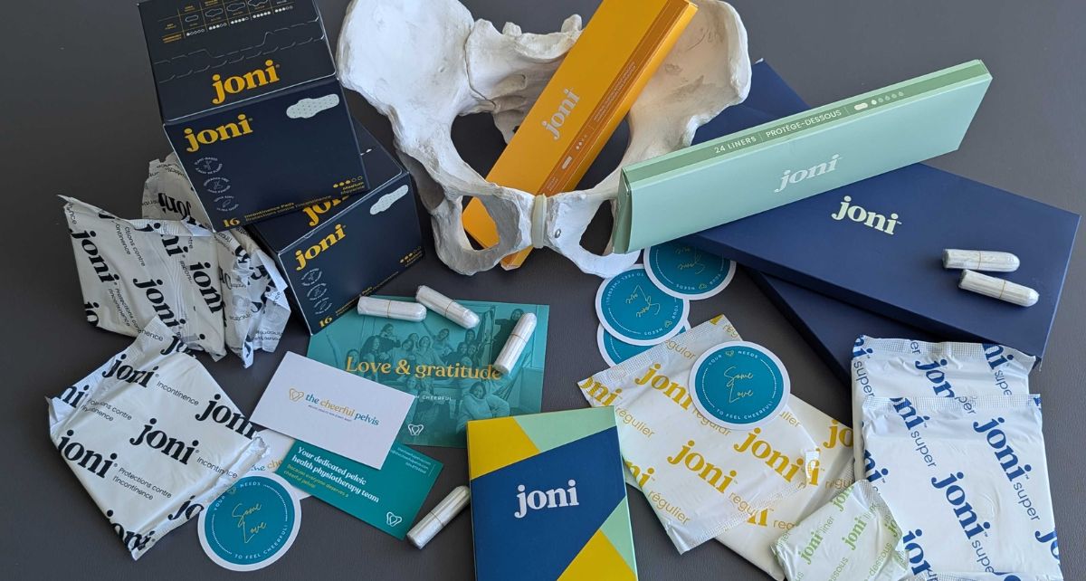 joni organic incontinence pads with the Happy Pelvis physiotherapy