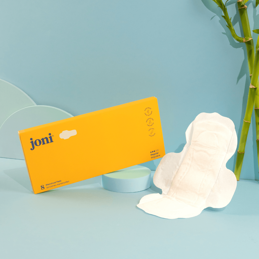 joni organic pads in the light flow bundle